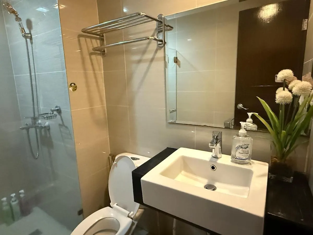 Deluxe Suite In Venice Mall Manila